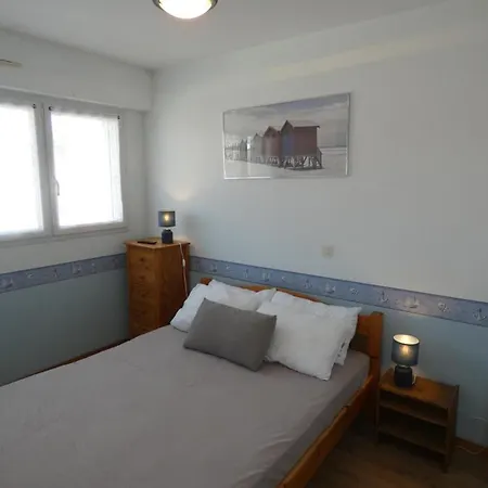 Confort 2 Ch. - Sud - Balcon Sud, Parking - Acces Direct Plage- 6 Pers. - Fr-1-540-4 Apartment