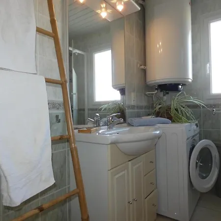 Apartment Confort 2 Ch. - Sud - Balcon Sud, Parking - Acces Direct Plage- 6 Pers. - Fr-1-540-4