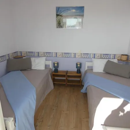 Apartment Confort 2 Ch. - Sud - Balcon Sud, Parking - Acces Direct Plage- 6 Pers. - Fr-1-540-4 *